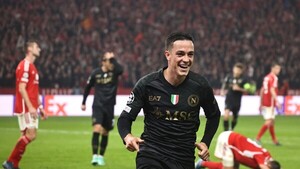 Raspadori le da el triunfo al Napoli en Berlín