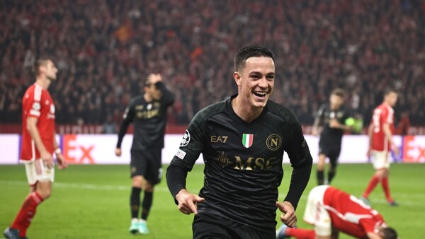 Raspadori le da el triunfo al Napoli en Berlín