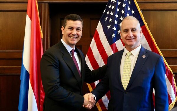 Presidente de la República resalta importancia de aumentar relaciones políticas con los Estados Unidos