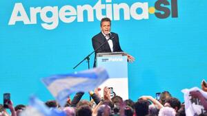 Sergio Massa y el peronismo tradicional consiguen frenar el "fenómeno Milei"