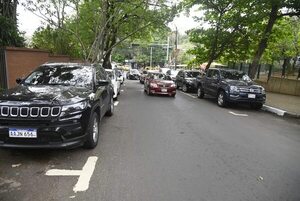 Estacionamiento tarifado: Municipalidad de Asunción saca carteles de no estacionar para que Parxin recaude más, denuncian - Nacionales - ABC Color