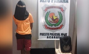 Guardias capturan a un ladrón tras cometer hurto