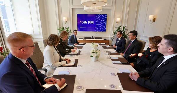 La Nación / Mandatario y comandante estadounidense conversan sobre cooperación en seguridad
