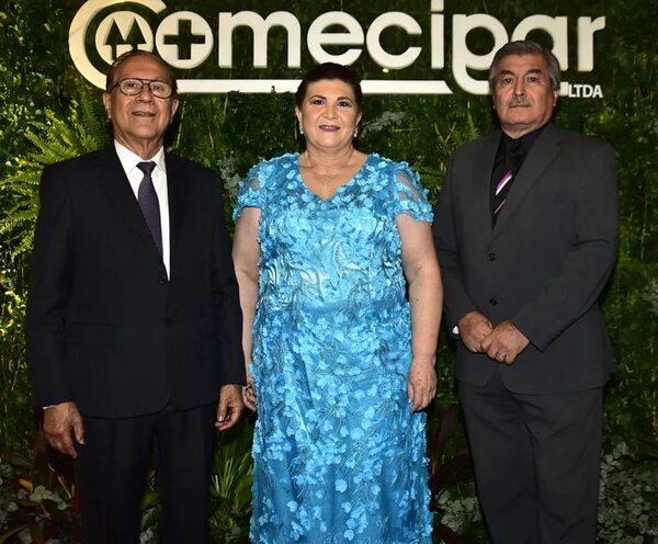 Coomecipar celebró sus 51 años con una cena de gala - Sociales - ABC Color