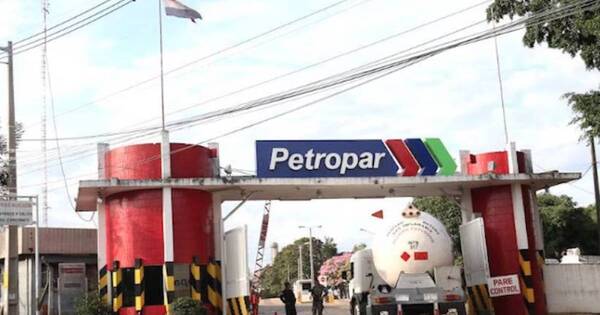 La Nación / Contraloría envía a la Fiscalía informe sobre irregularidades en Petropar