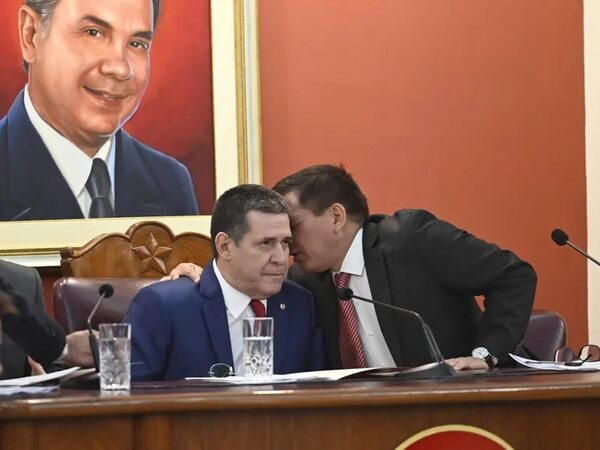 Santiago Peña insiste que informe de EE.UU. dañó la relación - Política - ABC Color