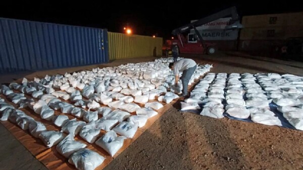 Allanan curtiembre donde se habría mimetizado carga de cocaína con arroz