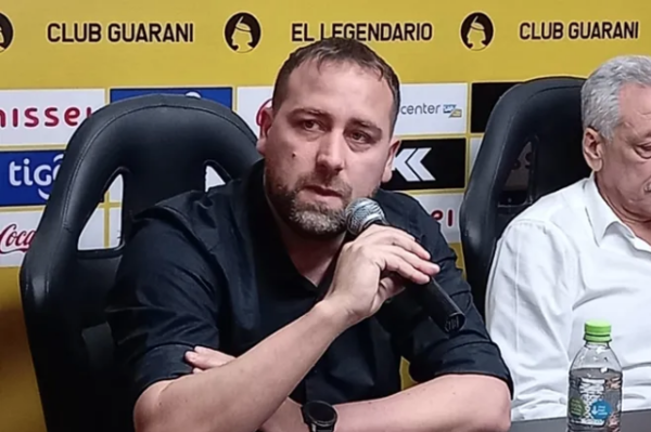 Versus / Brutal arranque del DT de Guaraní: “No tengo dudas de que nos robaron”