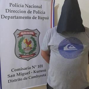 FUE A VISITAR UNA MUJER DETENIDA Y TERMINÓ PRESO POR UNA ORDEN DE CAPTURA PENDIENTE