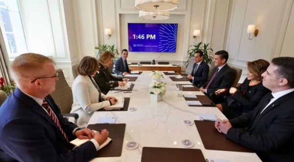 Peña mantiene importante reunión de seguridad en EEUU