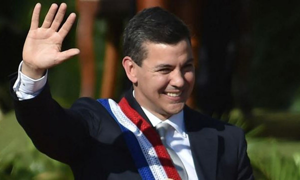 Santiago Peña afirma que, “Paraguay puede ser un centro de servicios tecnológicos”