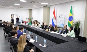 Analizan creación del portal que unifique información para adjudicación de becas