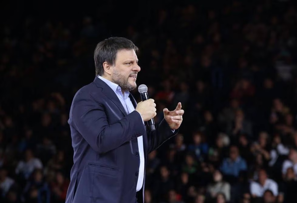 Candidato oficialista en Buenos Aires se retira del balotaje