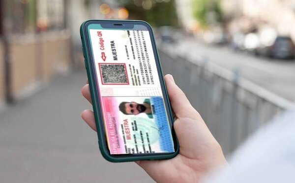 Se podrán portar algunos documentos obligatorios en el celular desde noviembre - Portal Digital Cáritas Universidad Católica