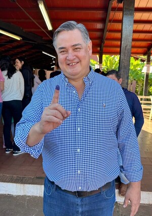 PIDEN MÁS POLICIAS PARA EL CONGRESO MIENTRAS LA CIUDADANÍA SE APELIGRA CADA DÍA EN LAS CALLES - La Voz del Norte