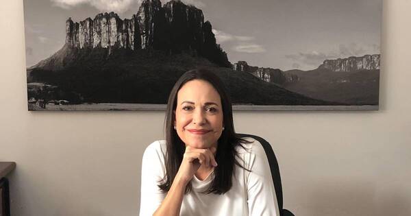La Nación / Machado minimiza inhabilitación para enfrentar a Maduro