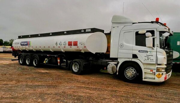 Diario HOY | Incautan cisterna con más de 30.000 litros de combustible: Petropar deslinda responsabilidad