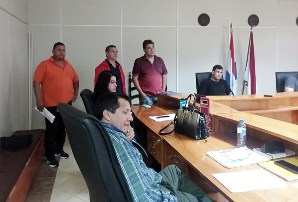 Caso transporte escolar: “Hubo un malentendido, todos están al día” - La Clave