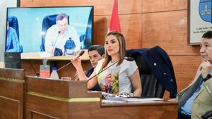 Concejala de Asunción denuncia ataques misóginos tras ser vinculada con Nenecho