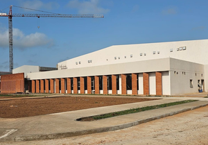 Obras del Hospital de Coronel Oviedo alcanzan el 62% de avance general - Noticiero Paraguay
