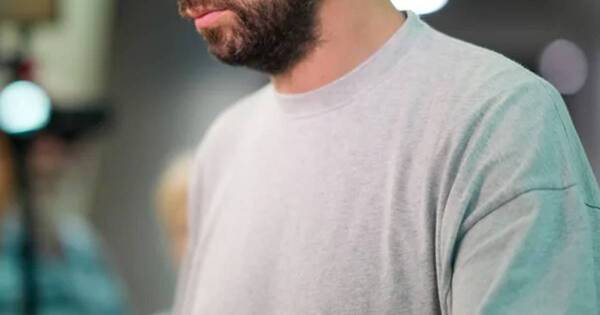 La Nación / Viral: Piqué sufrió extraña caída “al vacío” en México