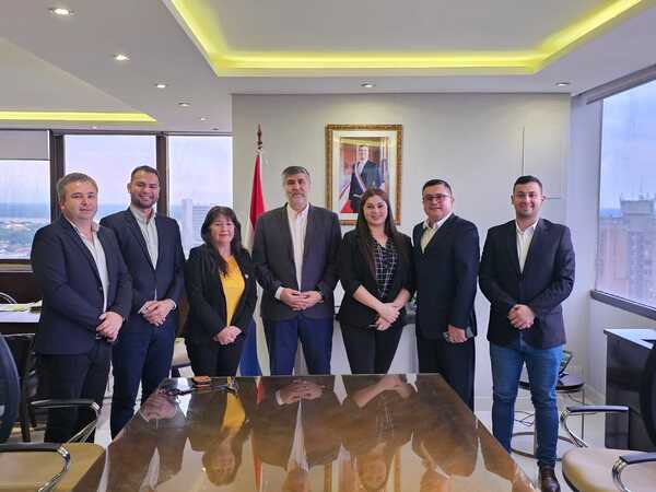 Gestionan instalación del sistema 911 y cámaras de seguridad en Pilar y distritos de Ñeembucú | RADIO NACIONAL