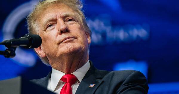 La Nación / Juez impone 10.000 dólares de multa a Trump por sus declaraciones