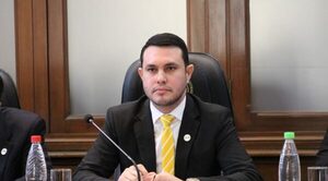HERNÁN RIVAS PIDE PERMISO EN EL JURADO DE MAGISTRADOS - Itapúa Noticias