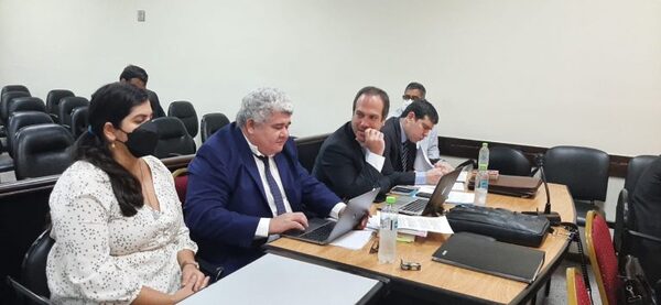 Diario HOY | Caso Imedic: Fiscalía pide 6 años de cárcel para el clan Ferreira