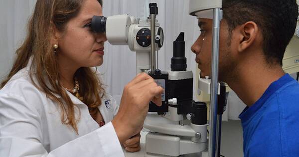 La Nación / Detectan rara afección oftalmológica en IPS