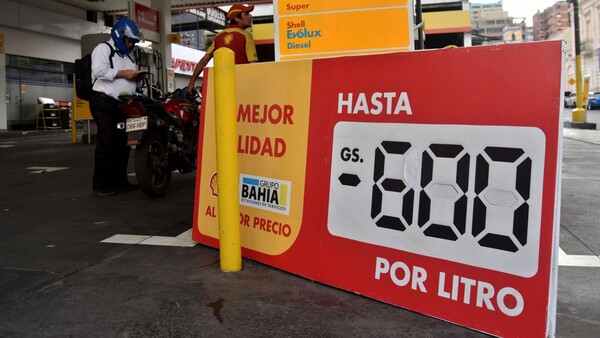 Emblema privado comienza con reducción en precios de naftas