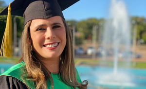 Denuncian a Kattya González por maestría y doctorado exprés - Noticiero Paraguay