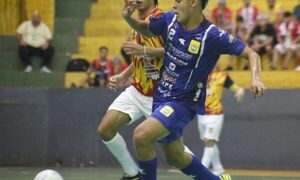 Franco cae ante Fernando de la Mora