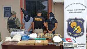 Atrapan a dos presuntos narcotraficantes e incautan una gran cantidad de droga - La Clave