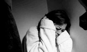 Imputan a un hombre que intentó matar a su pareja con un ladrillo hueco