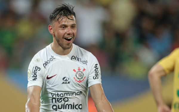 Versus / De la mano de Ángel Romero, Corinthians gana y se aleja de la zona de descenso