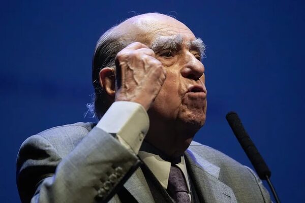 Slim: “Habría que trabajar doce horas tres días a la semana para dar cabida a más empleo” - Mundo - ABC Color