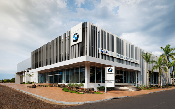 Showroom de BMW se habilita en la capital del Alto Paraná - La Clave