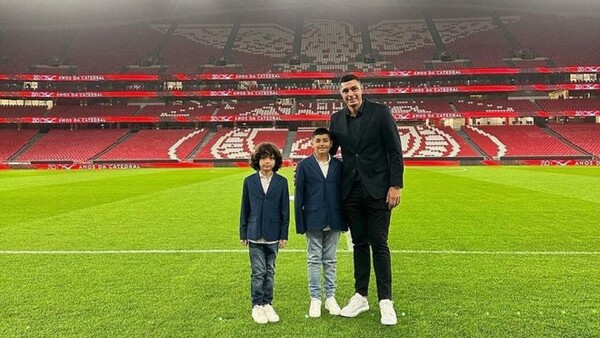 Benfica inmortaliza el nombre de Tacuara Cardozo en Estadio Da Luz