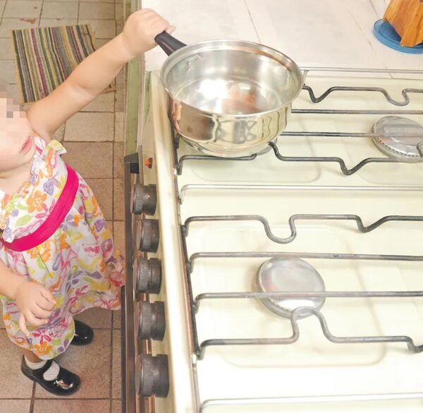 Día de la prevención de quemaduras: preocupa cantidad de niños menores de 5 años con quemaduras - Nacionales - ABC Color