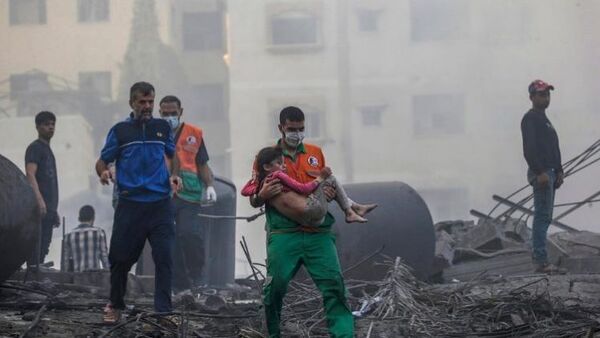 El Párroco de Gaza: "Gente común que no supone una amenaza para nadie” - Portal Digital Cáritas Universidad Católica