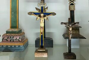 Reportan un “extraño caso” en el Museo del Barro con la talla de Cristo crucificado - Nacionales - ABC Color