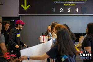 [VIDEO] ¡"Morat" llegó a Paraguay y compartió con sus fans!