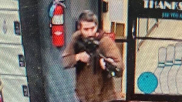 Instructor de armas protagonizó tiroteo y mató a 22 personas
