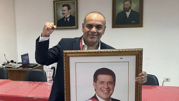 'Bachi' alega que aumento de legisladores, evitará la corrupción