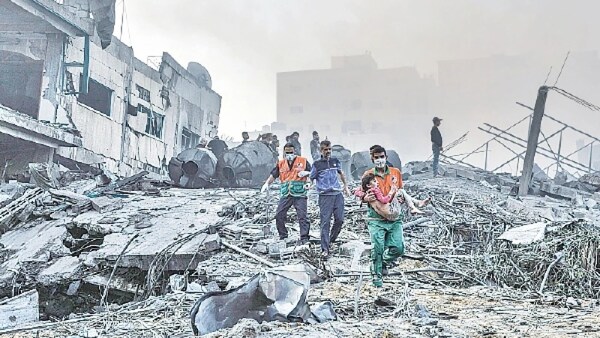 YA SON MÁS DE 6.500 LOS MUERTOS POR BOMBARDEOS EN GAZA