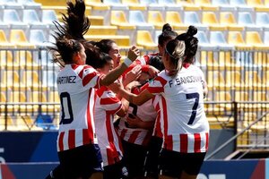 Paraguay golea en fútbol femenino en los Panamericanos de Chile - ADN Digital