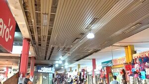 Estación de Buses: Derrochan G. 1.176 millones en salarios, mientras exterminal cae a pedazos - Nacionales - ABC Color