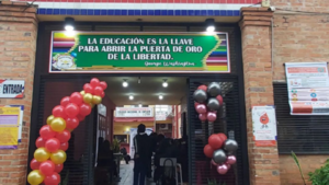 Abren sumario a director de un colegio tras competencia de perreo entre estudiantes