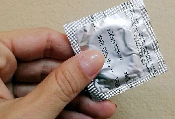 Educación sexual: esto dice plan del MEC sobre eficacia de los condones - Nacionales - ABC Color
